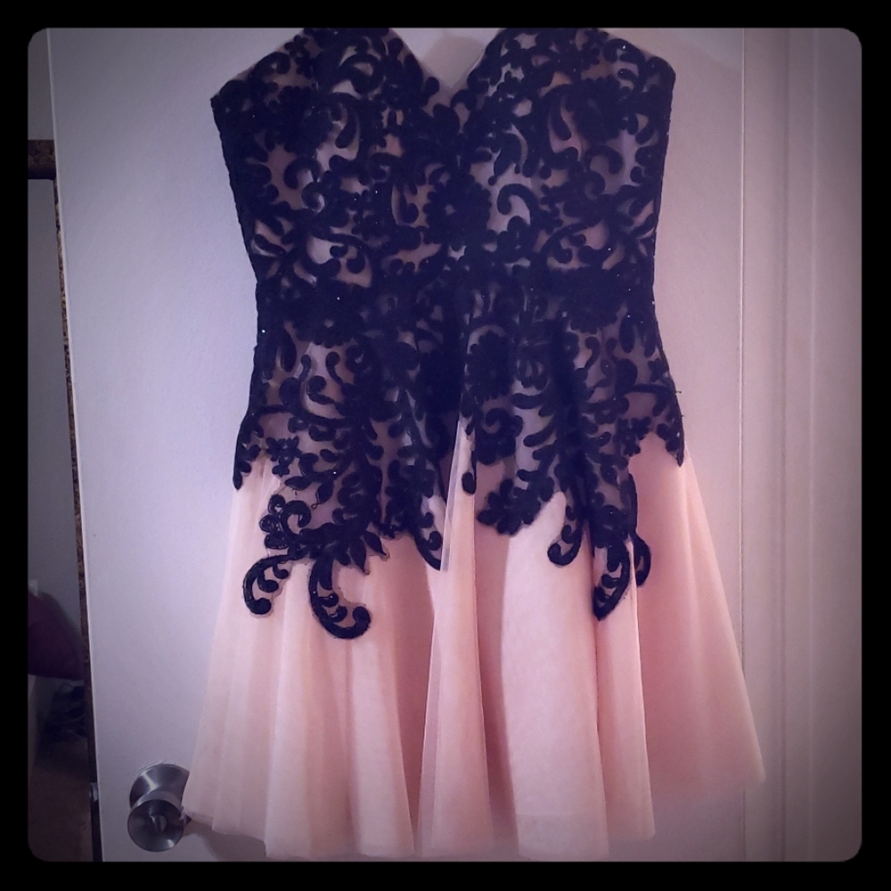 Bee Darline classic Short Dress